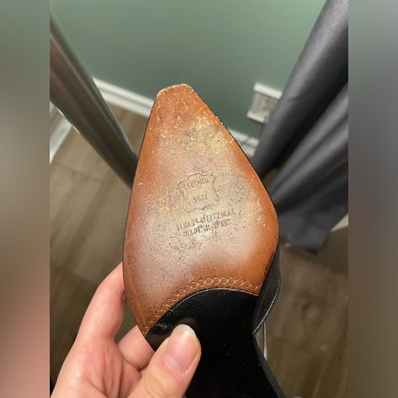 Stuart Weitzman pointed toe shiny silver short heels/ pumps (2.95”) - Picture 5 of 6